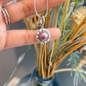 Purple pearl pendant for necklace